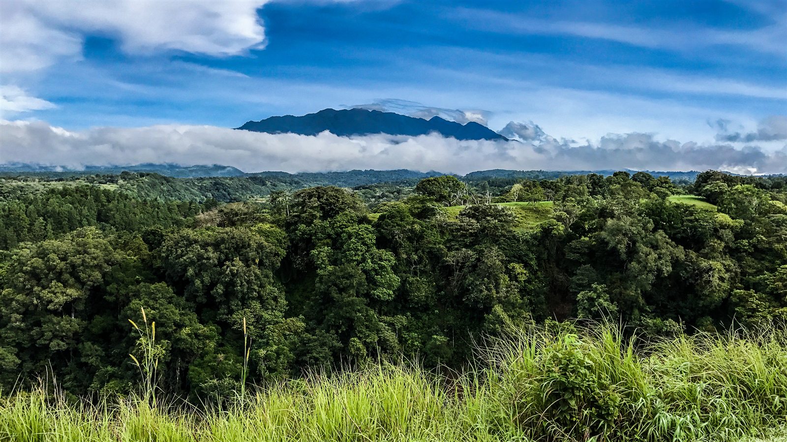 Nubes sobre el Volcán Barú